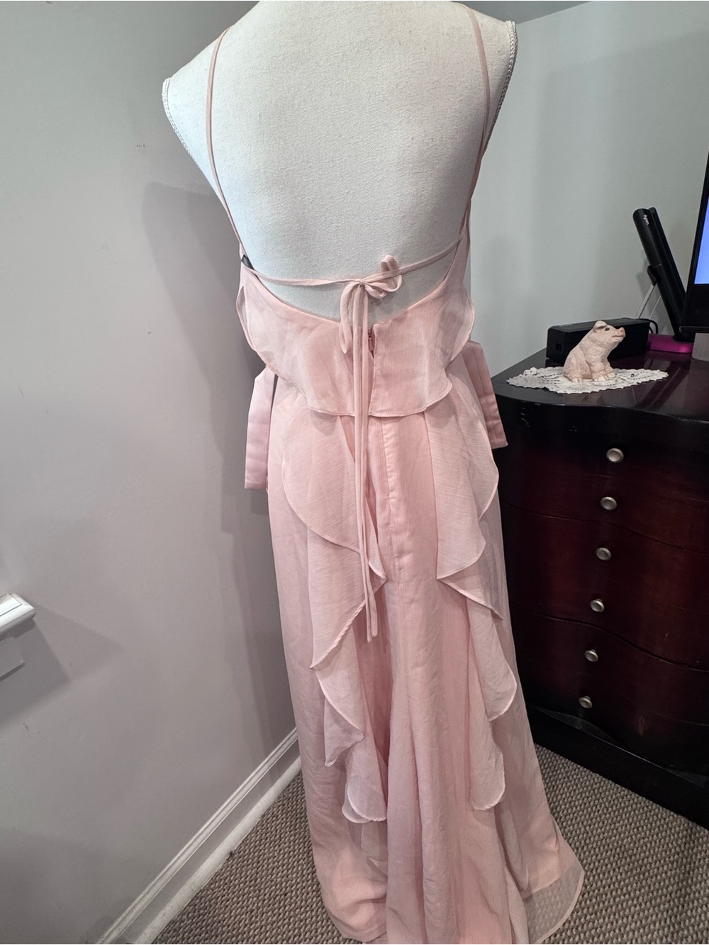 Viera Wang Elegant Blush Pink Halter Gown - Picture 5 of 7